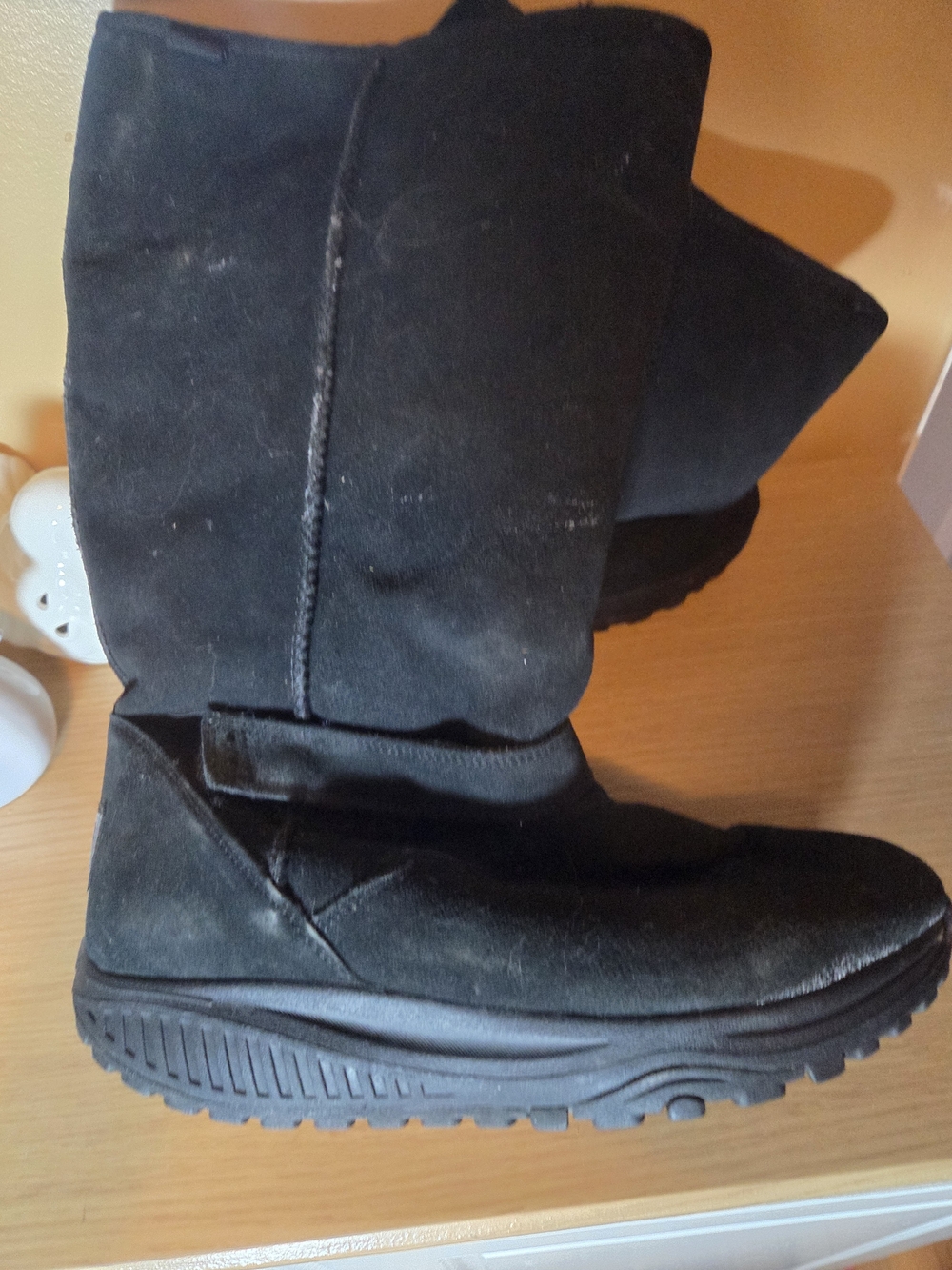 Skechers Shape Ups Women's Black Suede Winter Boots